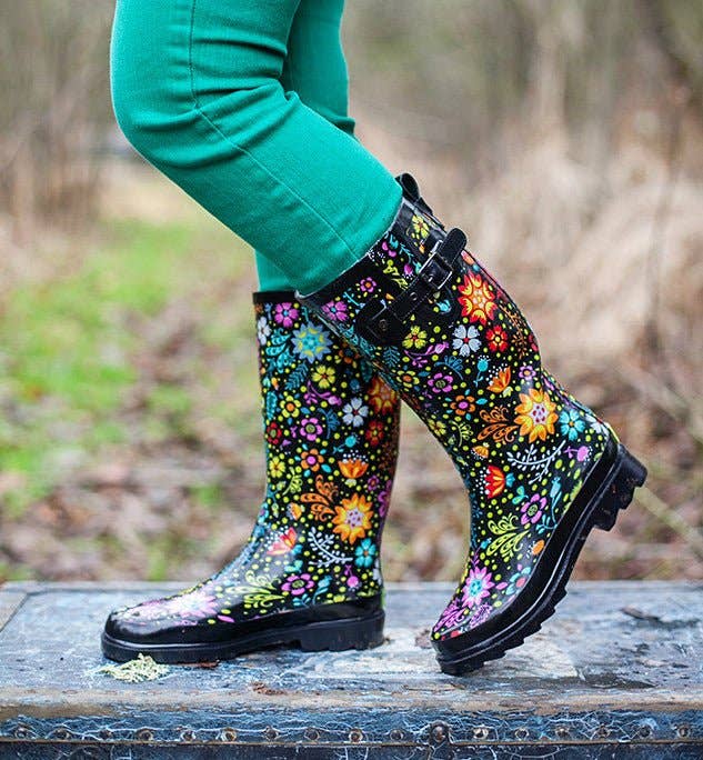 Western chief rain boot Women's Garden Play Tall Rain Boot - Black