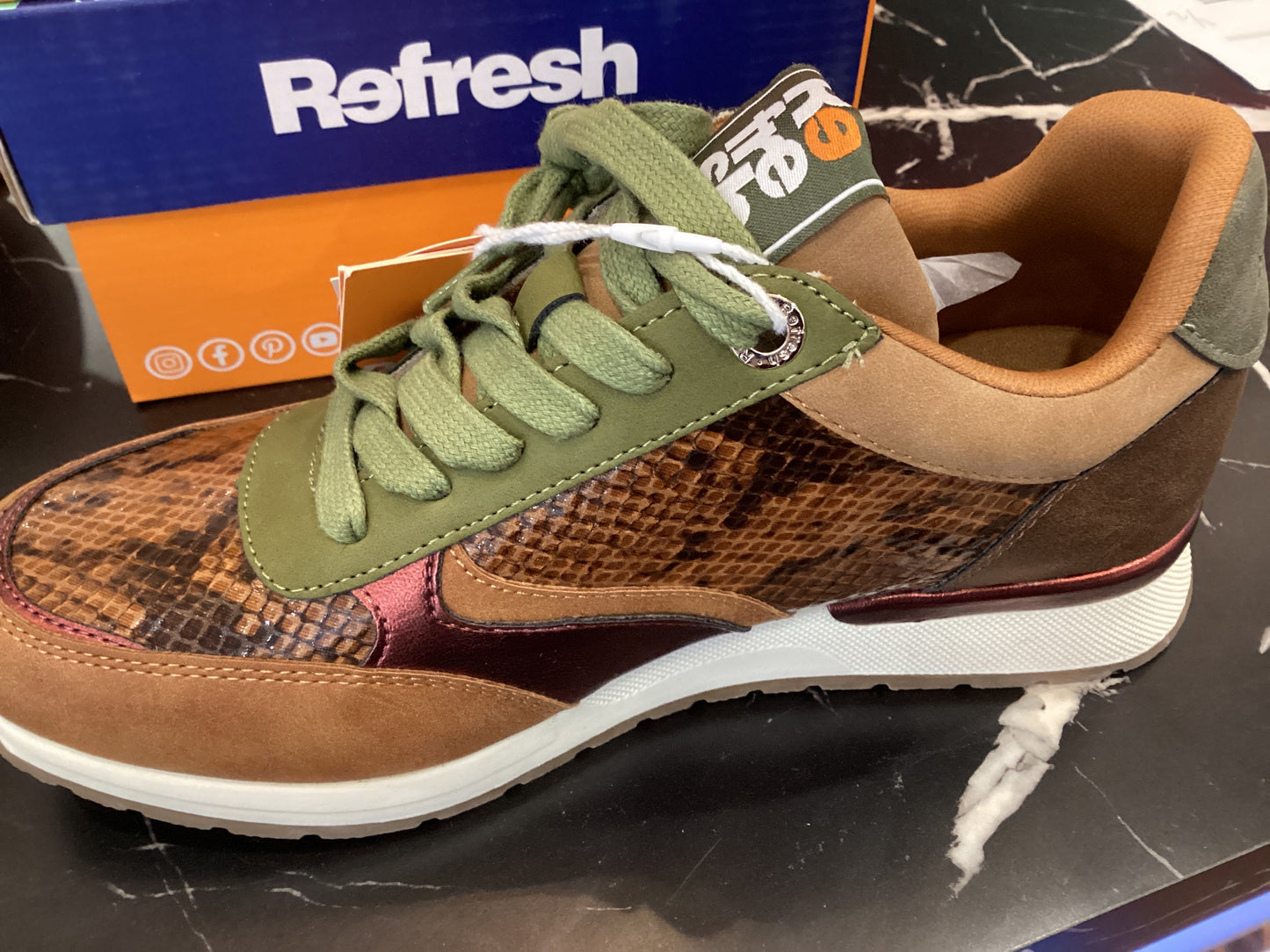 Refresh Vegan Multi Sneakers