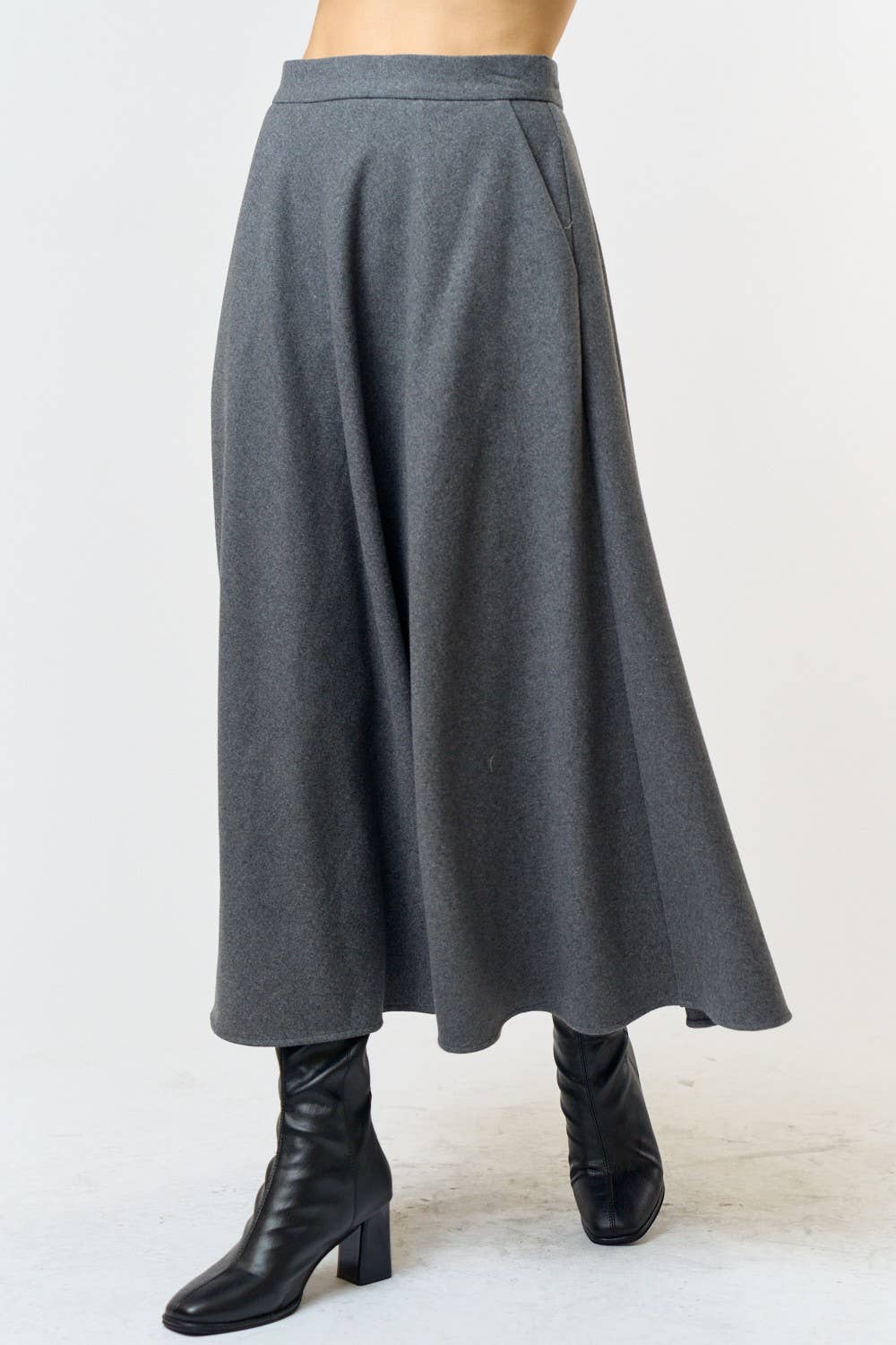 Lalavon WOOL FLARED MIDI SKIRT