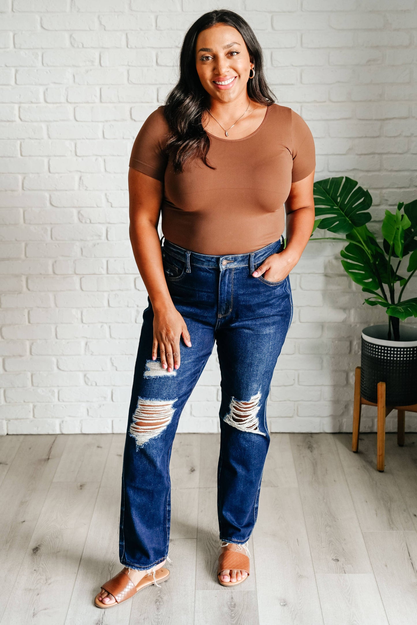 Judy Blue 88819 High Rise Rigid Magic Distressed Straight Jeans
