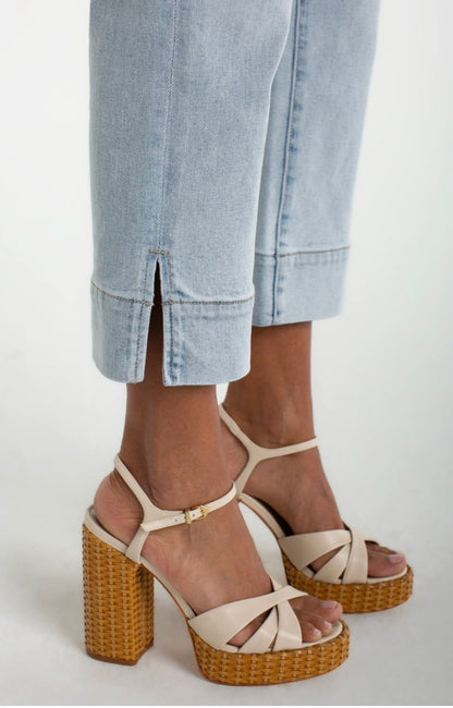 Liverpool Kennedy Crop Straight Jeans
