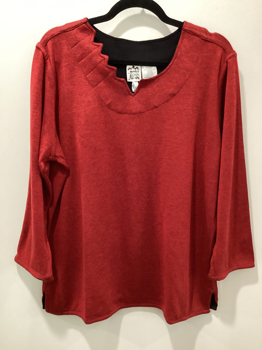 Parsley & Sage reversible 3/4 top unique neckline