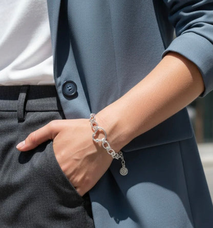 EB Love Knot Bracelet