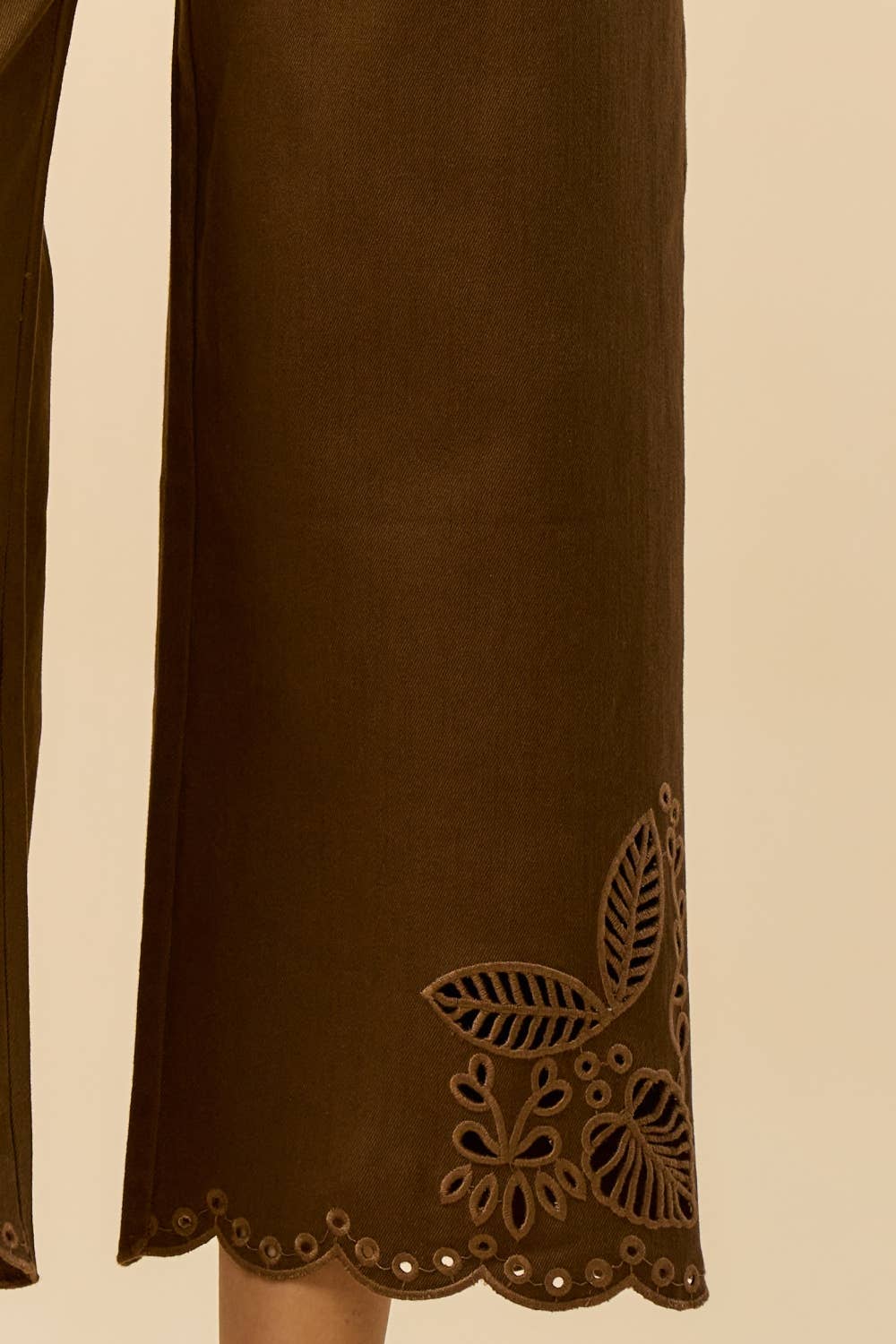 Lalavon Scalloped Embroidered Denim Pants