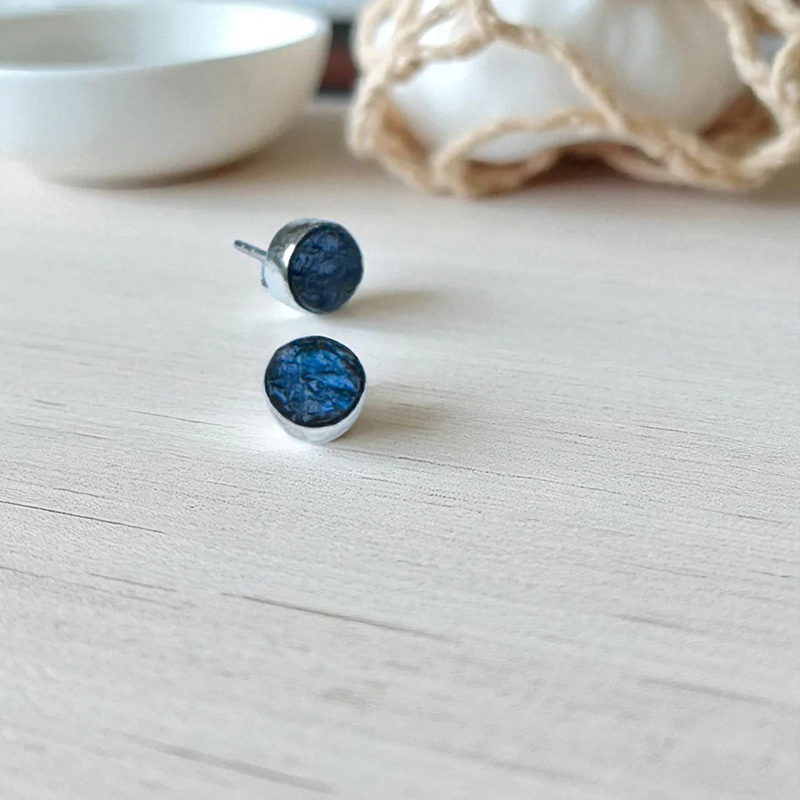 EB Mindy Stud earrings labradorite