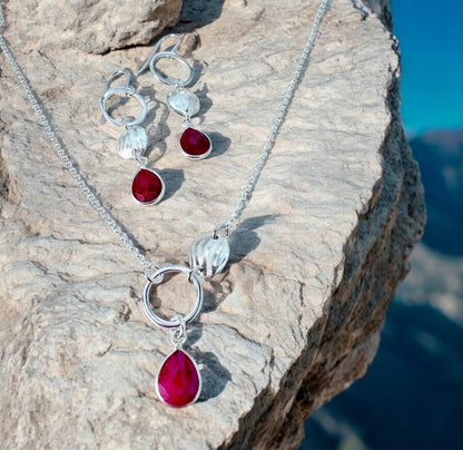 EB Julia Necklace