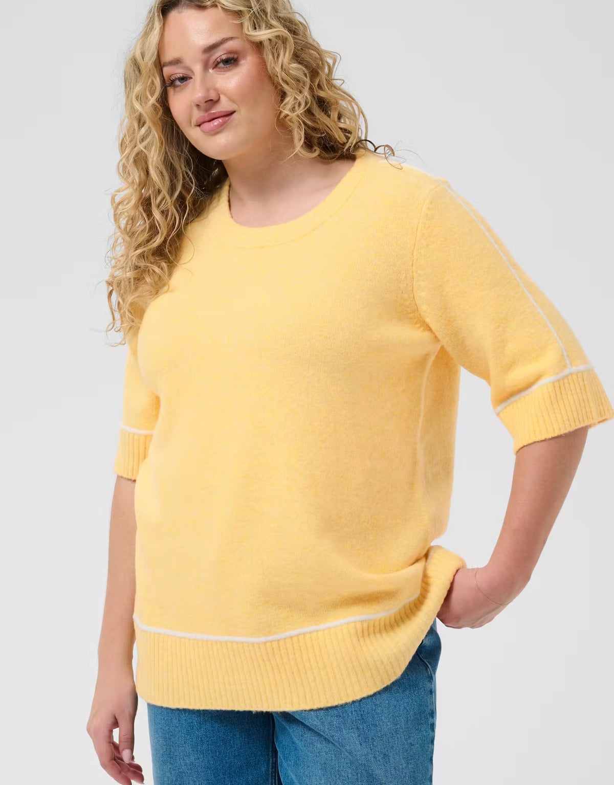 KC Jinja Pullover