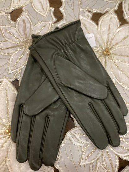 Armoir Leather Studded Gloves