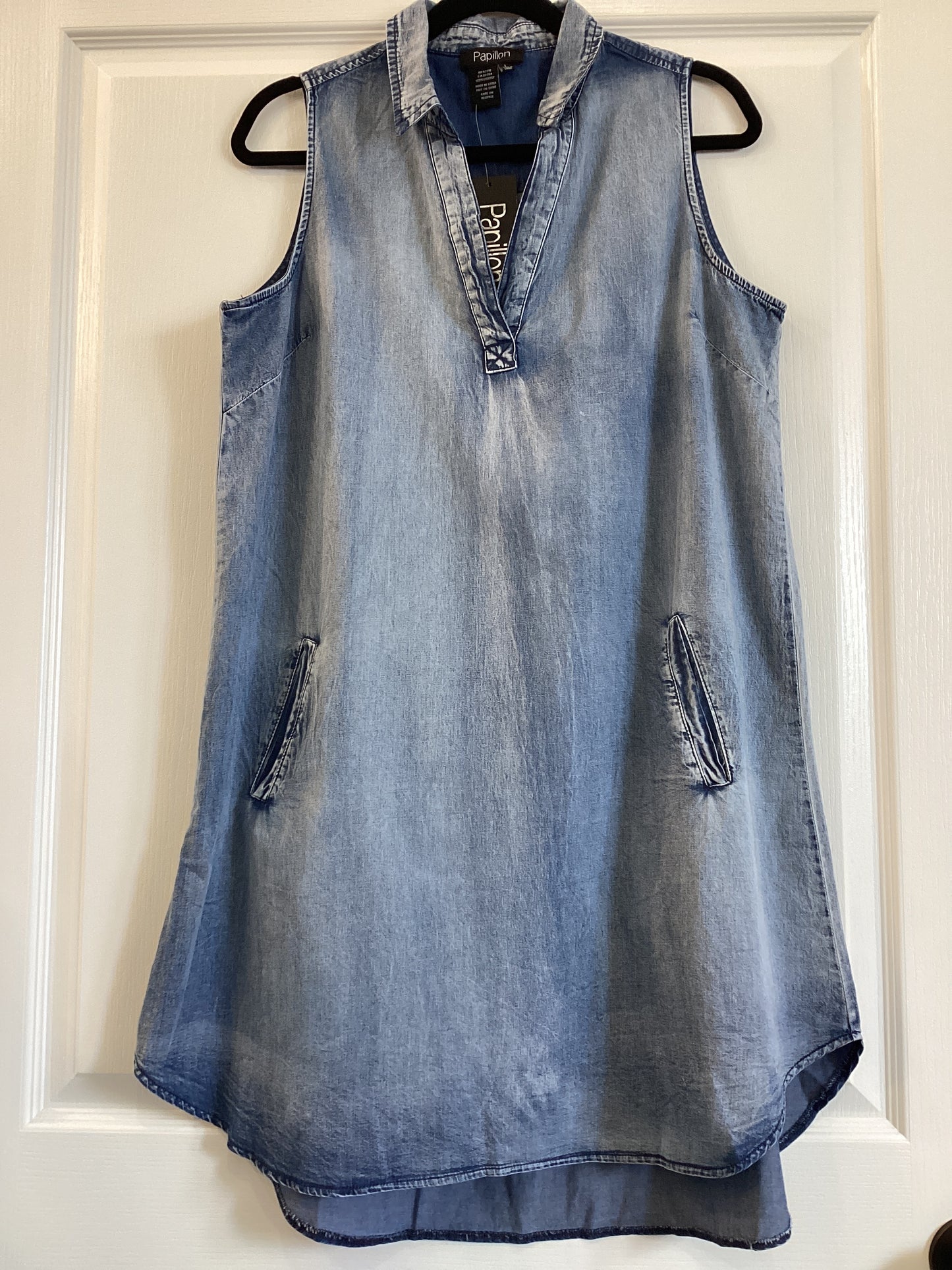 Papillon denim collared hem dress pockets