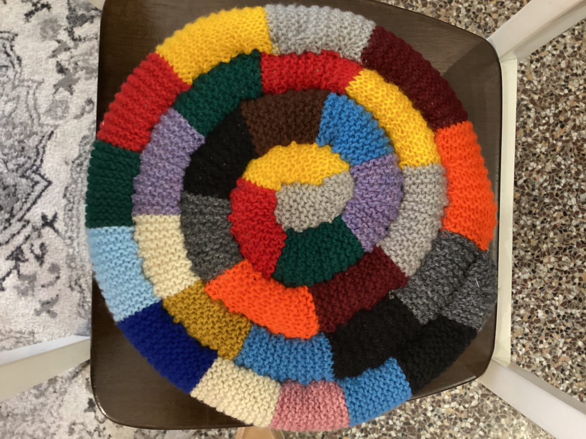 NL knitted Snake Cushion