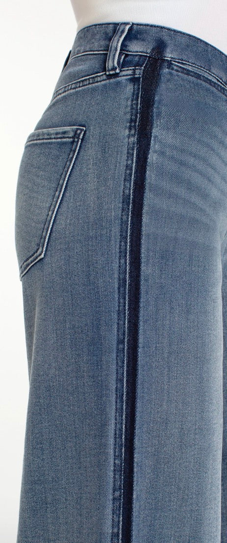 Liverpool Super Stride Wide Leg with Shadow Cuff reflection