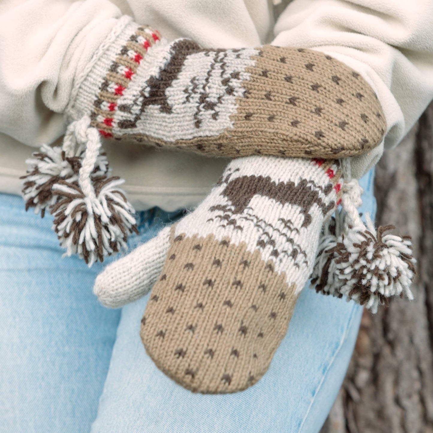 Lost Horizon Yuletide Festive Wool Mittens with Pom-Pom Tassels